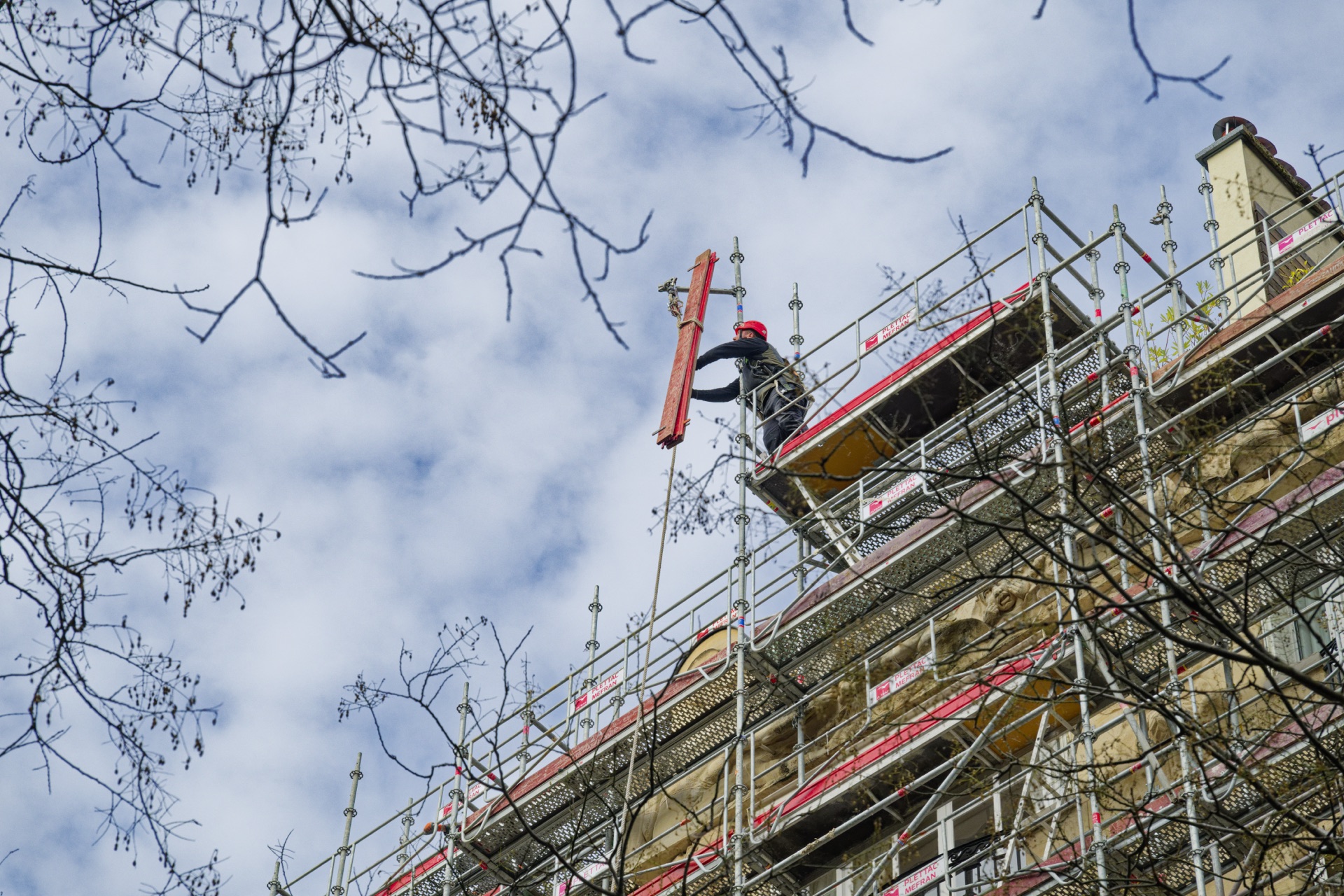 Travail en hauteur Paris 16e